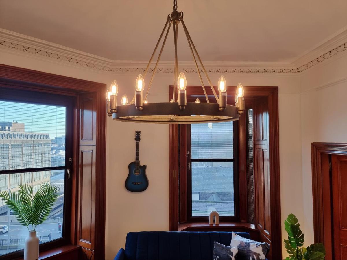 Luxury 2 Bedroom City Centre Apartment With Panoramic Views And High Ceilings Aberdeen Esterno foto