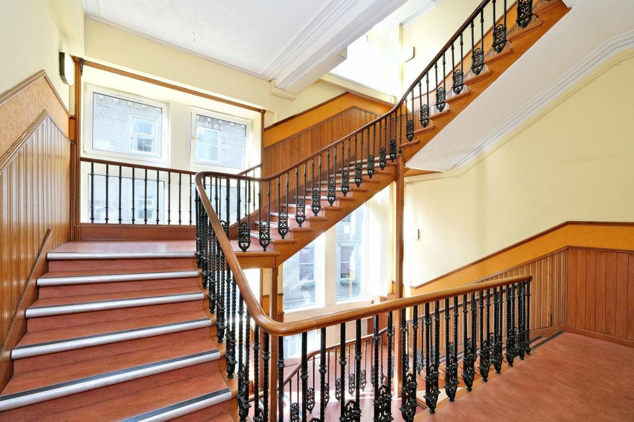 Luxury 2 Bedroom City Centre Apartment With Panoramic Views And High Ceilings Aberdeen Esterno foto