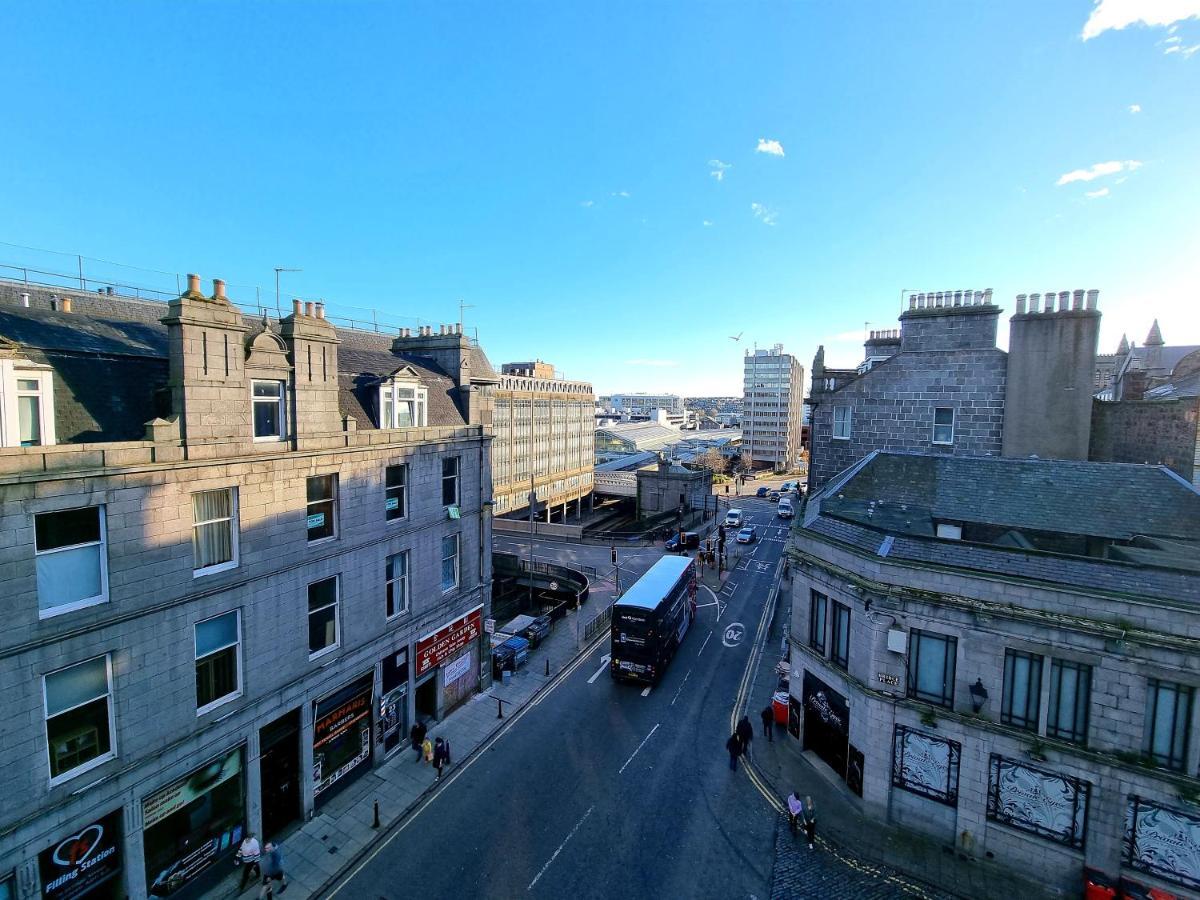 Luxury 2 Bedroom City Centre Apartment With Panoramic Views And High Ceilings Aberdeen Esterno foto