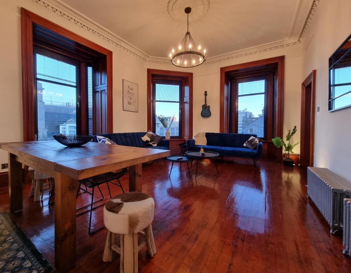 Luxury 2 Bedroom City Centre Apartment With Panoramic Views And High Ceilings Aberdeen Esterno foto